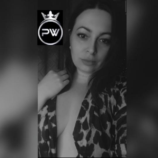 AMANĐA (ID: 1458110785569038337) — Live Shows & Streaming on LiveMe | Top Live Streaming Platform