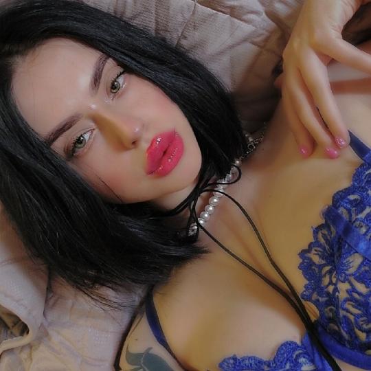 👑Yosaka (ID: 1538895724257900545) — Live Shows & Streaming on LiveMe | Top Live Streaming Platform