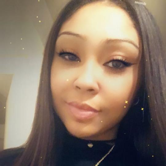 Ms. Hennessy 🥃 (ID: 1010632503922401280) — Live Shows & Streaming on LiveMe | Top Live Streaming Platform