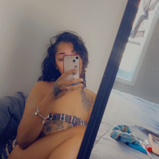 🍭sweetRED💋ash (ID: 832266110752915456) — Live Shows & Streaming on LiveMe | Top Live Streaming Platform