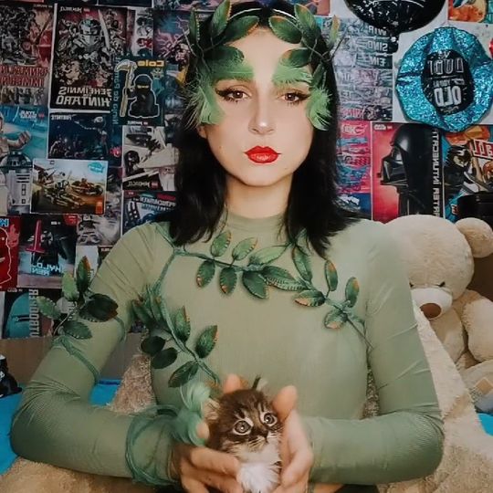 Azazel🌵✨🫀 (ID: 1346230328053866497) — Live Shows & Streaming on LiveMe | Top Live Streaming Platform