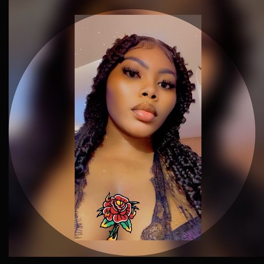 🤍👑QueenADE🤍👑 (ID: 1852821789423449089) — Live Shows & Streaming on LiveMe | Top Live Streaming Platform