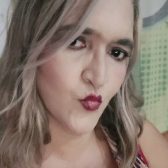 🌈adri🔆🛡 (ID: 1726396257307090945) — Live Shows & Streaming on LiveMe | Top Live Streaming Platform