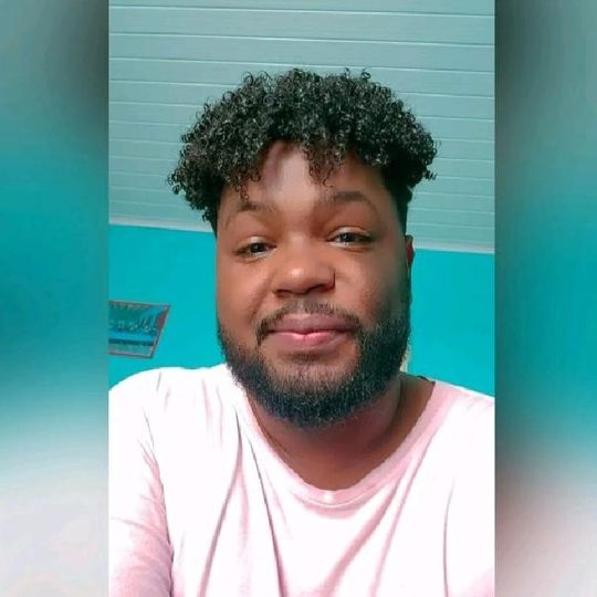 Raposo🦊 (ID: 1404585679006081025) — Live Shows & Streaming on LiveMe | Top Live Streaming Platform