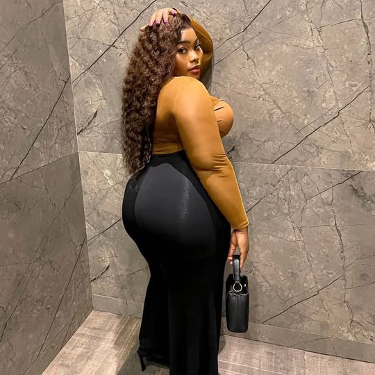 🤍👑QueenADE🤍👑 (ID: 1852821789423449089) — Live Shows & Streaming on LiveMe | Top Live Streaming Platform