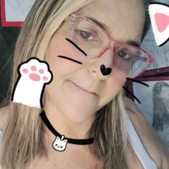 🌈adri🔆🛡 (ID: 1726396257307090945) — Live Shows & Streaming on LiveMe | Top Live Streaming Platform