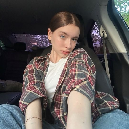 KITTY GO (ID: 1833461156838401025) — Live Shows & Streaming on LiveMe | Top Live Streaming Platform