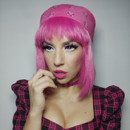 YULIIA FAKAS😇🪽 (ID: 2017331011905719297) — Live Shows & Streaming on LiveMe | Top Live Streaming Platform