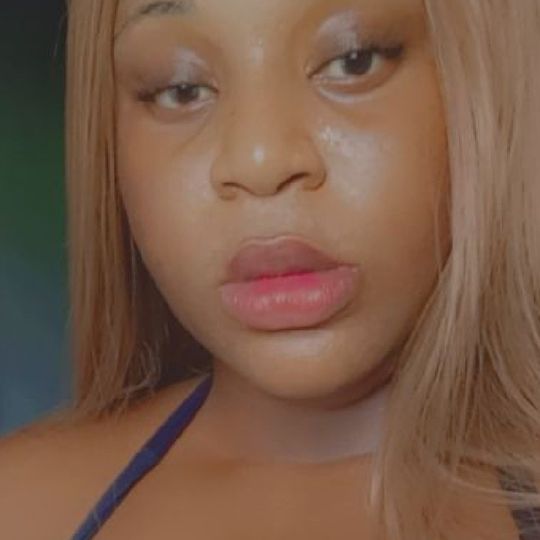 adorable (ID: 1863975428677949441) — Live Shows & Streaming on LiveMe | Top Live Streaming Platform