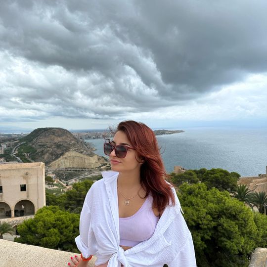 MISS LESYA🦊🦊💋 (ID: 1644010258730606593) — Live Shows & Streaming on LiveMe | Top Live Streaming Platform