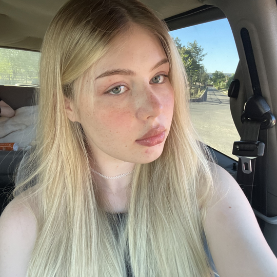 Prettylittle7 liveme